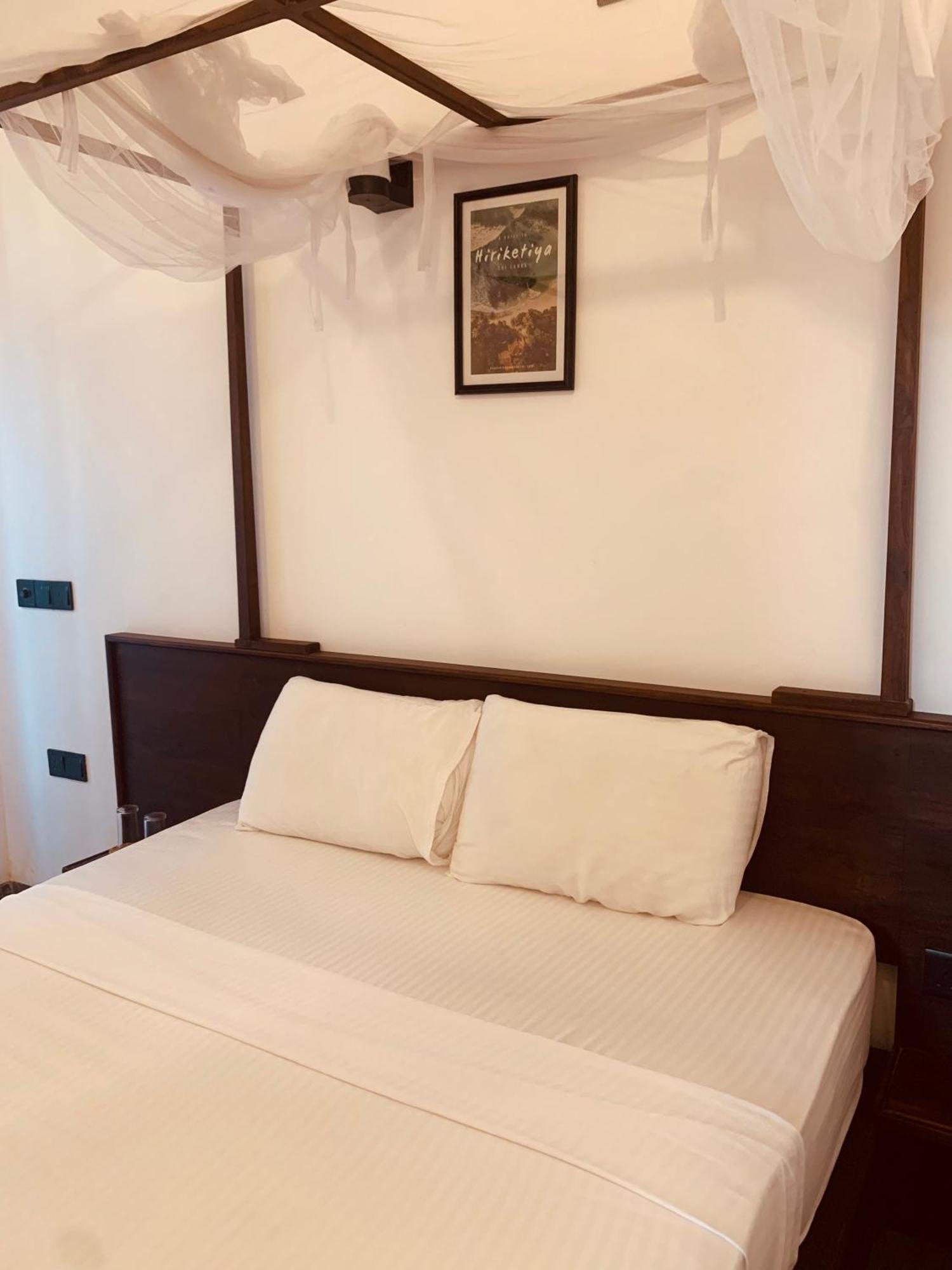 Thaproo Bay Hiriketiya Bed & Breakfast Dickwella Exterior photo